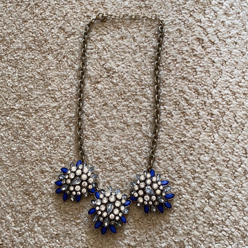 Statement necklace